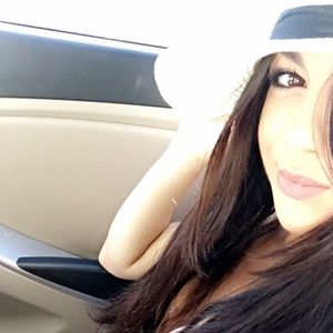 Meet your Posher, Yaritza